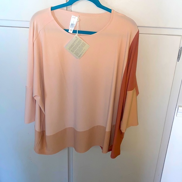 MarlaWynne Tops - MarlaWynne size m top NWT